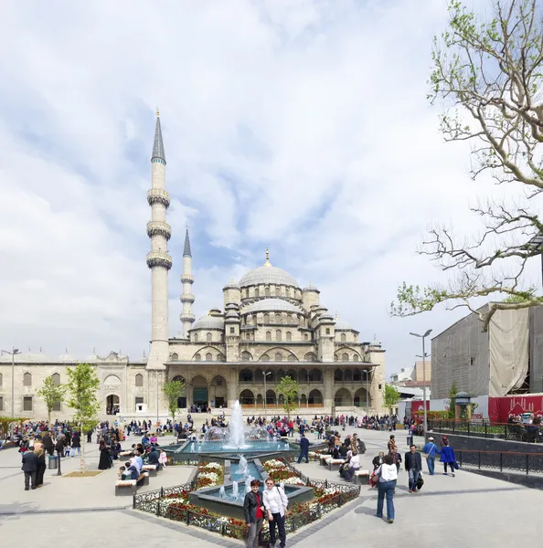 New mosque in istanbul — Stock Photo, Image