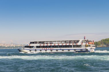 istanbul'da Feribot Tekne
