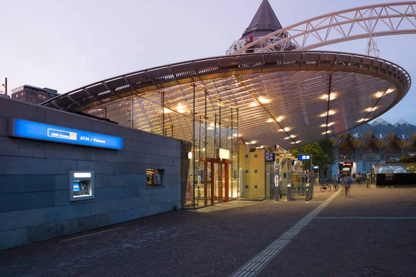 Rotterdam Června 2019 Exteriér Stanice Metra Blaak Při Západu Slunce — Stock fotografie