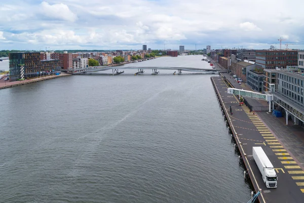 Blick Über Den Amsterdamer Hafen Und Die Jan Schäfer Brücke — Stockfoto