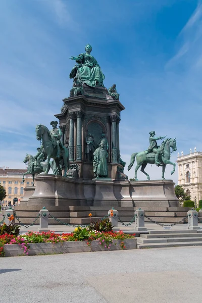 Pomnik Marii Teresy Placu Marii Teresien Platz Muzeum Naturystycznym Wien — Zdjęcie stockowe