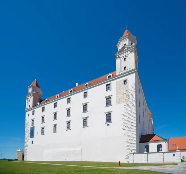 Bratislava Castle Main Castle Bratislava Capital Slovakia Massive Rectangular Building — Stock Photo, Image