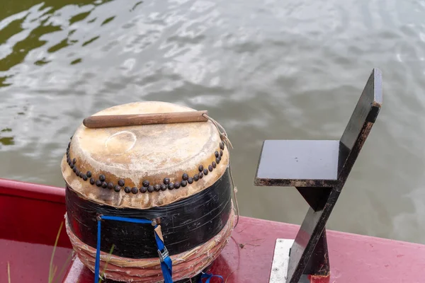 Drachenboottrommel Ein Drachenboot Ist Ein Von Menschen Angetriebenes Wasserfahrzeug Das — Stockfoto