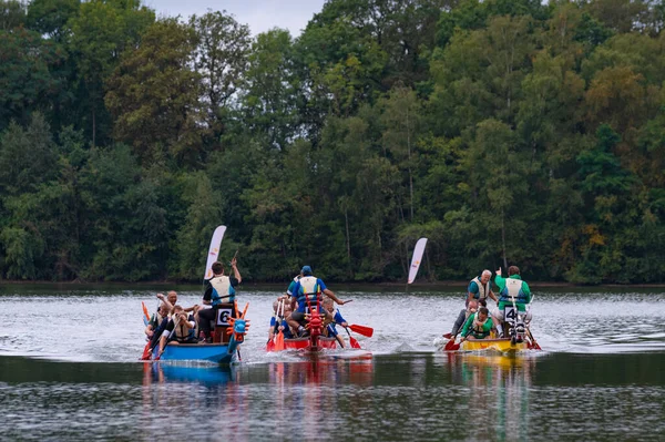 Oldenzaal Niederlande September 2022 Drachenbootrennen Für Wohltätige Zwecke Ein Drachenboot — Stockfoto