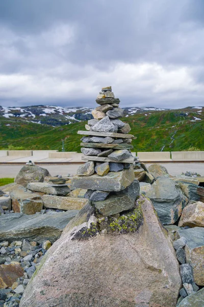 Hromada Kamenů Turistů Horolezců Podél Silnice R55 Norské Národní Malebné — Stock fotografie
