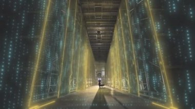 Gelecekçi üretim konsepti. Fabrikada sabah bir adam depodan geçerken ışığı yanıyor. Üretimin dijital hale getirilmesi.