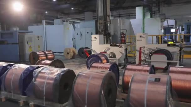 Modern cable manufacturing plant, cable production on a conveyor line — Stock Video