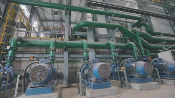Water treatment workshop. Inside the water treatment plant. Modern factory. Factory pipeline — Stock Video