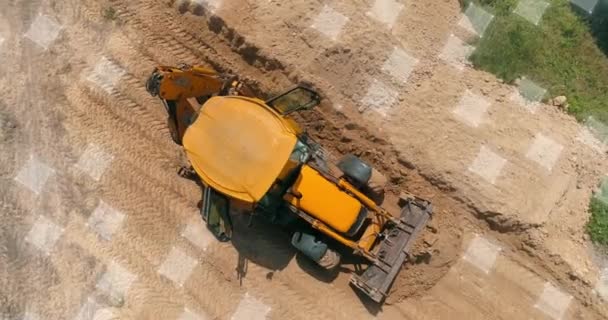 Moderní pohled na anténu traktoru. Vizualizace moderního staveniště. Vizualizace snímání senzory kolem traktoru — Stock video