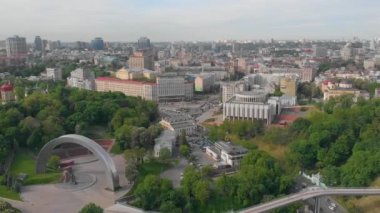 Kiev havadan. Havadan kiev seti. Kiev üzerinde uçuş. Kiev merkez havadan