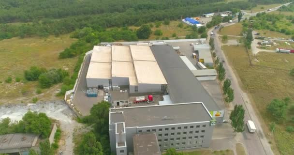 Camion stazione di pulizia serbatoio vista dall'alto. Stazione di servizio camion. Pulizia serbatoi. — Video Stock