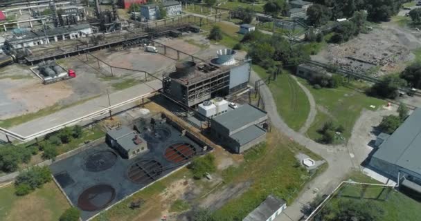 Widok zakładu metalurgicznego z drona. Widok z góry. Widok drona na duży obszar przemysłowy. — Wideo stockowe
