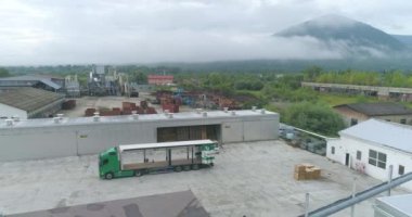 Odunların zorla kurutulması için. Ahşap fabrikasındaki modern kurutma odaları. Endüstri dışı