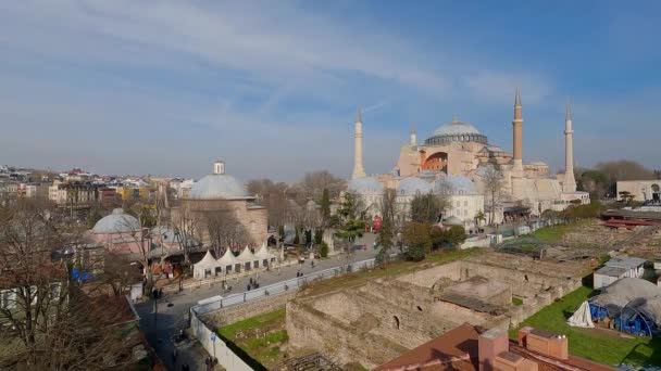 De kathedraal van Sint Sophie. Architectuur van het Ottomaanse Rijk. Hagia Sophia Moskee — Stockvideo