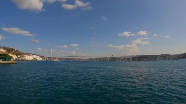 Ponte Bosofry. Ponte de suspensão sobre o Bósforo. Bósforo, Turquia. Panorama do Bósforo — Vídeo de Stock