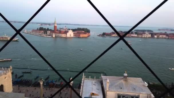 Panorama av Venedig från campanile i Piazza San Marco, Panorama av Venedig från campanile i Piazza San Marco. Bilder från campanilen i Piazza San Marco — Stockvideo
