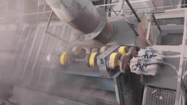 Modern metallurgical plant. Industrial interior. Metal production process in a metallurgical factory. Modern equipment at a metallurgical plant — Vídeos de Stock