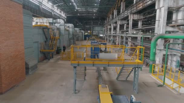 Modern equipment at a metallurgical plant. Modern metallurgical plant. Industrial interior. Metal production process in a metallurgical factory. — Stock Video