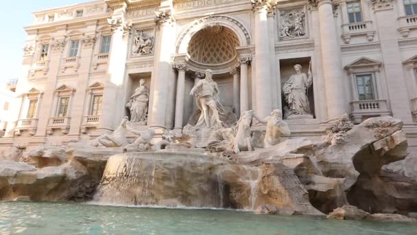 Fontana de Trevi Italia, Roma, Fontana de Trevi en cámara lenta — Vídeo de stock