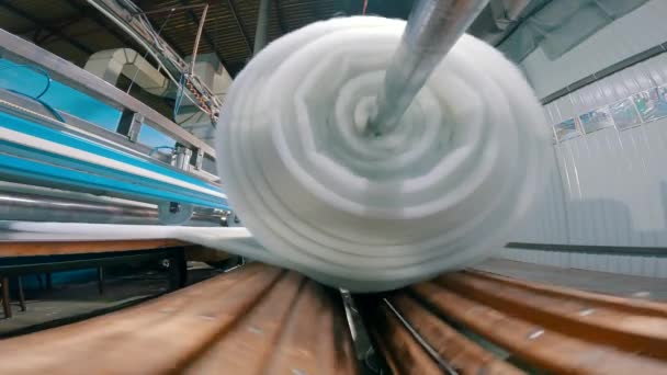 Sintepon production factory. Syntepon manufacturing process. Sintepon production. — Stock Video