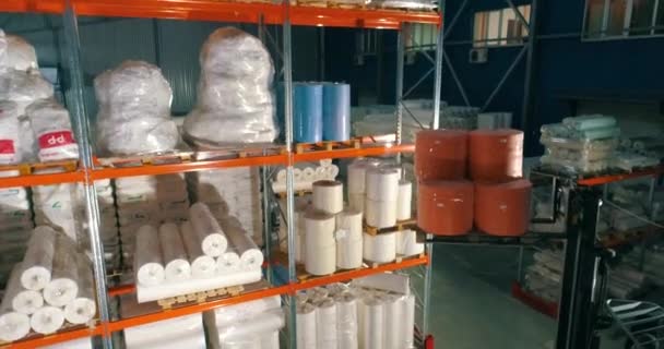 Armazém Fábrica Falsos Tecidos Voo Para Armazém Tecidos Não Tecidos — Vídeo de Stock