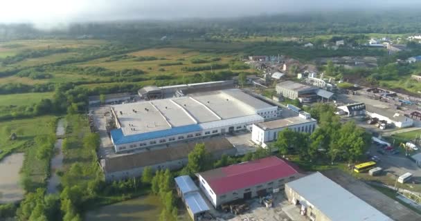 Nagy Kilátás Gyárra Egy Modern Üzem Egy Vidéki Területen Drónra — Stock videók