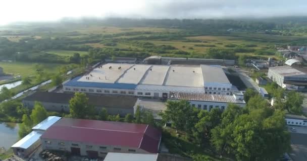 Gran Vista Superior Fábrica Una Planta Moderna Una Zona Rural — Vídeos de Stock