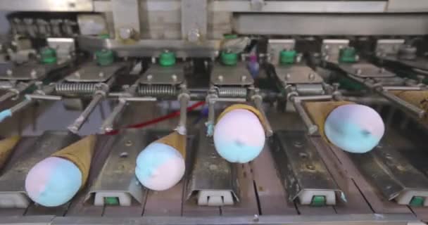 Ice Cream Conveyor Line Ice Cream Cone Conveyor Automated Ice — Vídeo de Stock