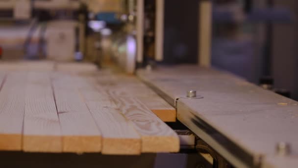 家具工場での作業 近代的な家具工場での生産プロセス 木工工場 — ストック動画