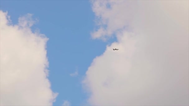 Onbemande Vliegtuigen Complex Uav Lucht Uav Achtergrond Van Blauwe Lucht — Stockvideo