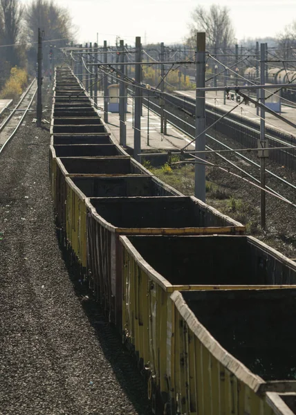 Lege Oude Goederenwagons Een Station — Stockfoto