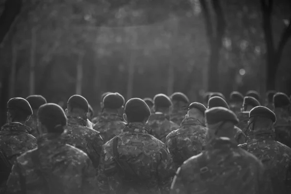 Bucareste Romênia Dezembro 2021 Soldados Exército Romeno Preparam Para Desfile — Fotografia de Stock