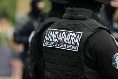 Sarulesti, Romanya - 22 Eylül 2022: Romen jandarması terörle mücadele tugayı (çevik kuvvet polisi) ile ilgili ayrıntılar).