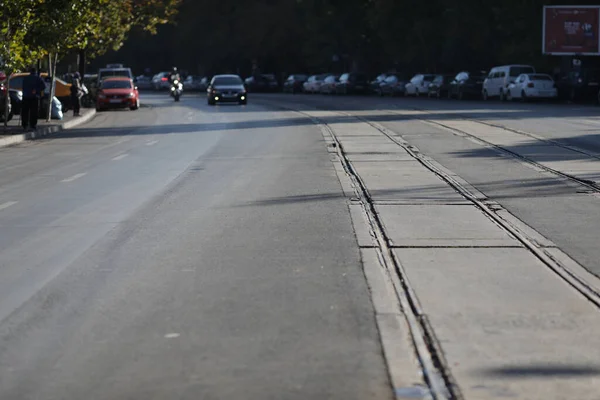 Flache Schärfentiefe Selektiver Fokus Mit Alten Rostigen Und Abgenutzten Straßenbahnschienen — Stockfoto