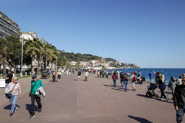 Nice France April 2022 People Walk Boardwalk Sea Town Nice — Stock Photo, Image