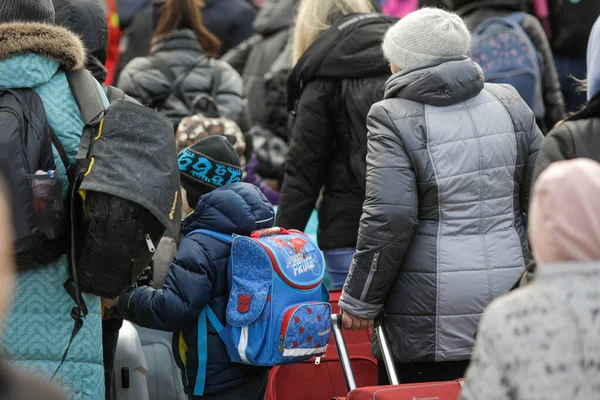 Isaccea Ρουμανία Μαρτίου 2022 Ουκρανοί Πρόσφυγες Κυρίως Γυναίκες Και Παιδιά — Φωτογραφία Αρχείου