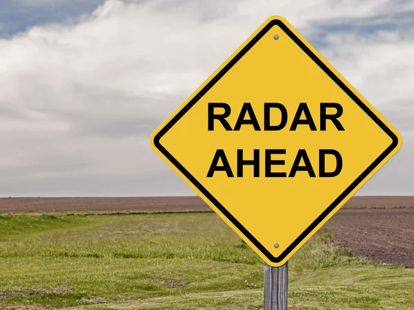 Hati-hati - Radar Ahead — Stok Foto