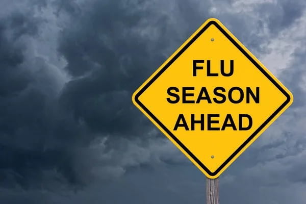 Grippesaison Vor Warnsignal Hintergrund Sturmwolken — Stockfoto