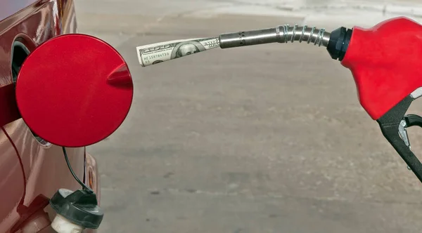 Gasprijzen Stijgen Pomp Met Een Honderd Dollar Biljet — Stockfoto