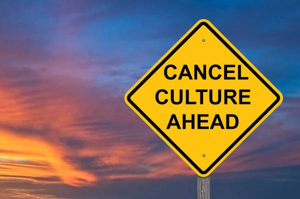 Cancelar Cultura Por Delante Señal Precaución Fondo Puesta Del Sol — Foto de Stock