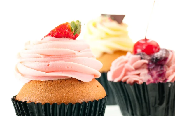 Cupcake aux fraises extrême gros plan — Photo