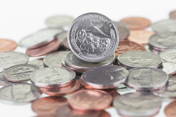 サウスダコタ州他の硬貨は極端な四分の一をすぐ近くにあります。 ストック画像