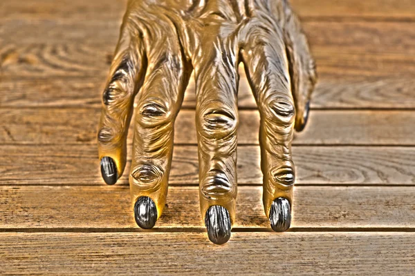 Varulv hand för halloween hdr effekt — Stockfoto