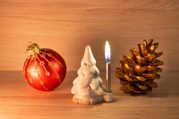 Candelabro Árbol Navidad Con Vela Plata Ardiente —  Fotos de Stock