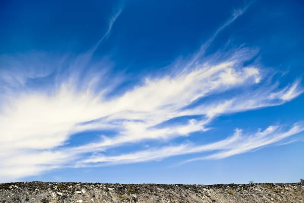 青い空白い雲 — ストック写真