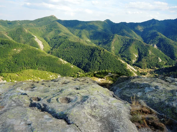 Repère naturel Belintash dans la montagne Rhodope — Photo