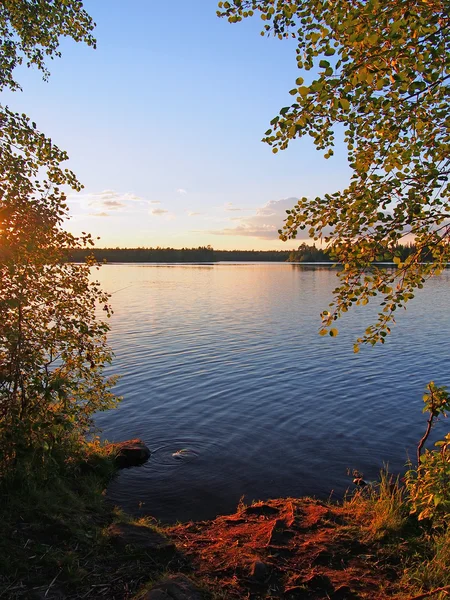 Decline on the lake in Karelia — Stock Photo, Image