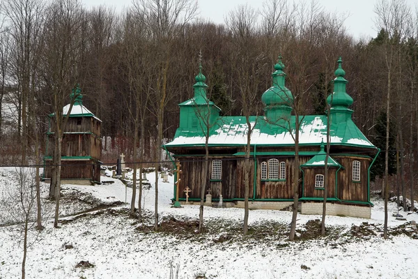 Igreja de madeira em Szczawne — Fotografia de Stock