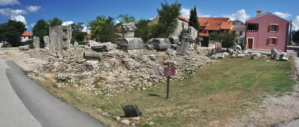 Ruinas de arquitectura romana —  Fotos de Stock