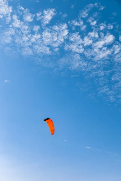 Bright Kite Blue Sky Background Kitesurfing Cyprus — Stock Photo, Image